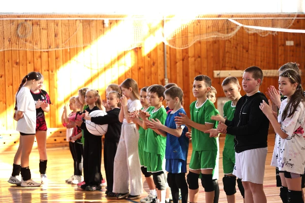 Городские соревнования по волейболу среди юных талантов КДЦ «Радуга»